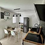 Cosy Apartment, Proximite A Pied Apartment *