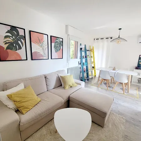 Cosy Apartment, Proximite A Pied Apartment *